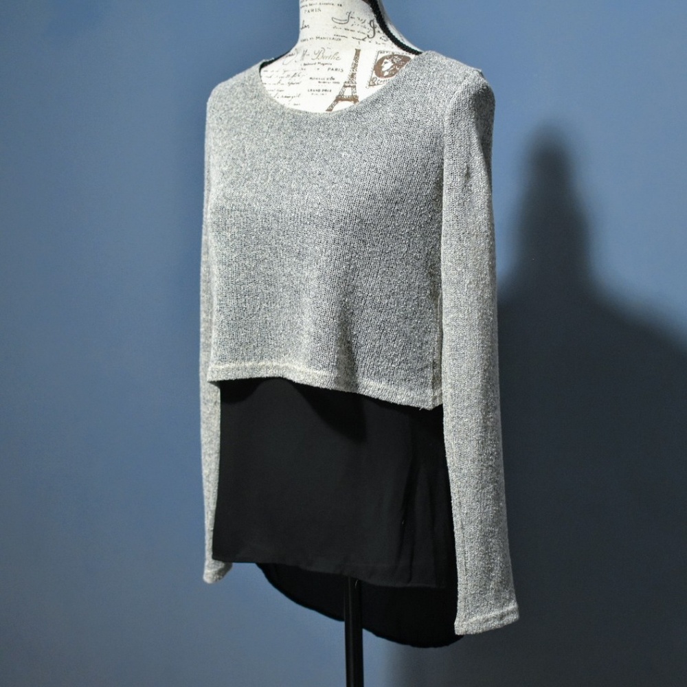 I.Ner Knit Overlay Layered Top